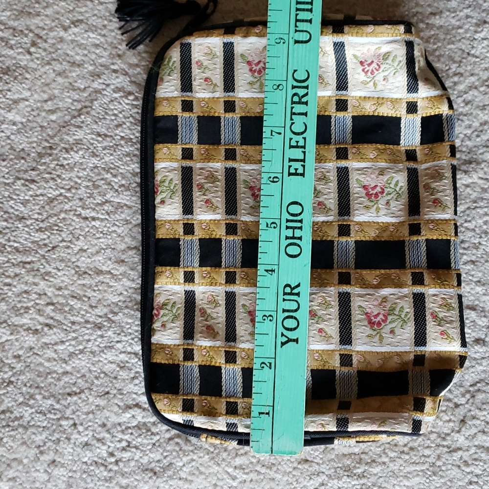 Cosmetic Bag - Picture 6 of 7